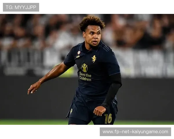 尤文麦肯尼前场抢断后推射入网