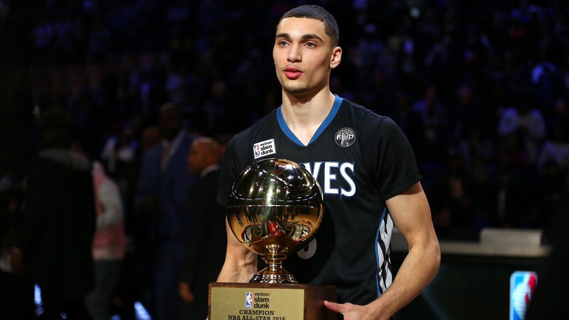 球员在CBA赛后获评周度最佳并接受表彰，球员在cba赛后获评周度最佳并接受表彰的是